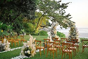 Le Meridien Phuket Beach Resort