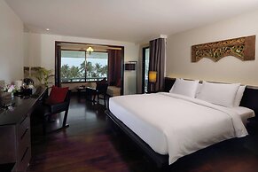 Le Meridien Phuket Beach Resort