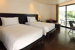 Le Meridien Phuket Beach Resort