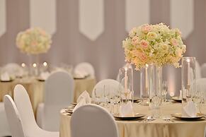 Le Meridien Phuket Beach Resort