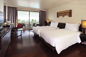 Le Meridien Phuket Beach Resort