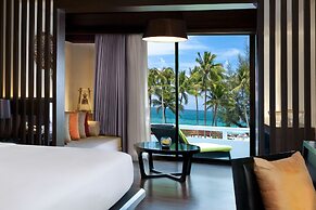 Le Meridien Phuket Beach Resort