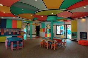 Le Meridien Phuket Beach Resort