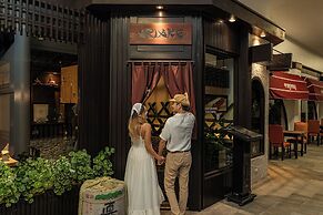 Le Meridien Phuket Beach Resort