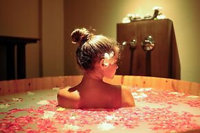 Le Meridien Phuket Beach Resort