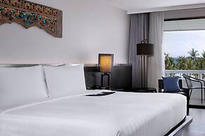 Le Meridien Phuket Beach Resort