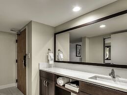 Inn of Naples, Tapestry Collection by Hilton