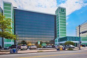 Holiday Inn Va Beach-Oceanside (21st St), an IHG Hotel