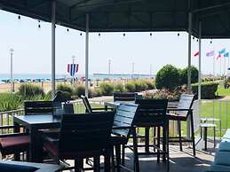 Holiday Inn Va Beach-Oceanside (21st St) by IHG