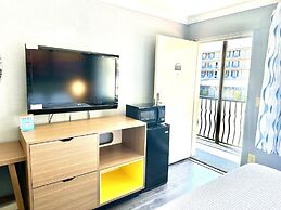 Days Inn by Wyndham Pensacola - Historic Downtown