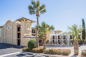 Days Inn by Wyndham Pensacola - Historic Downtown