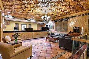 Days Inn by Wyndham Pensacola - Historic Downtown