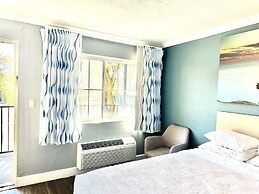 Days Inn by Wyndham Pensacola - Historic Downtown