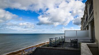 Le Grand Hotel de Cabourg - MGallery Collection