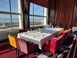 Le Grand Hotel de Cabourg - MGallery Collection