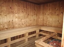 Mystic River Hotel & Suites Near Casinos