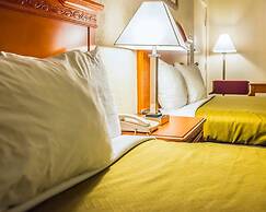Econo Lodge Panama City