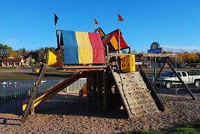 Days Inn by Wyndham Marquette