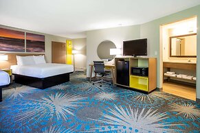 Days Inn by Wyndham Marquette