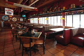 Days Inn by Wyndham Marquette