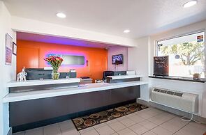 Motel 6 Round Rock, TX