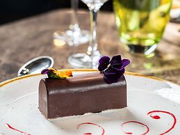Mercure Carcassonne la Cite Hotel