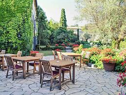 Mercure Carcassonne la Cite Hotel