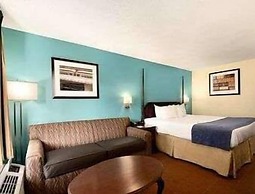 Baymont Inn & Suites Florence by Wyndham