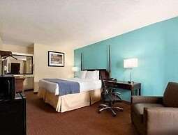 Baymont Inn & Suites Florence by Wyndham