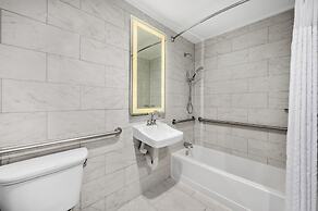 The Admiral, Downtown Historic District