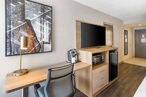 Best Western Plus Heritage Rail Inn & Suites