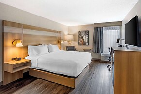 Best Western Plus Heritage Rail Inn & Suites