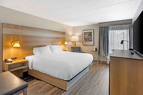 Best Western Plus Heritage Rail Inn & Suites