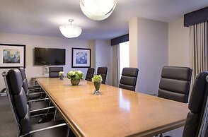 Holiday Inn & Suites Across From Universal Orlando by IHG