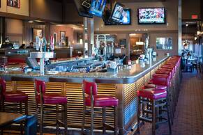 Holiday Inn & Suites Across From Universal Orlando by IHG