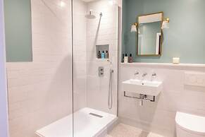 Best Western Plus The Connaught Hotel & Spa