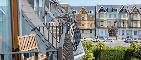 Best Western Plus The Connaught Hotel & Spa