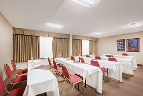 Ramada by Wyndham Watertown/Thousand Islands NY