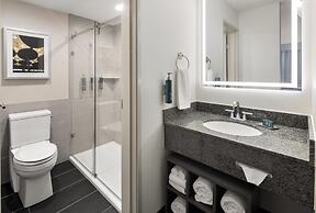 Doubletree by Hilton Hotel Racine Harbourwalk