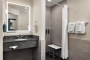 Doubletree by Hilton Hotel Racine Harbourwalk
