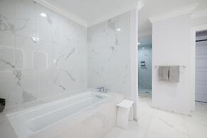 Hyatt Regency Chicago