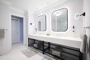 Hyatt Regency Chicago