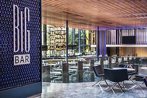 Hyatt Regency Chicago