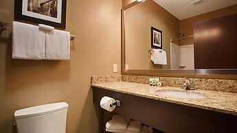 Best Western Plus Night Watchman Inn & Suites