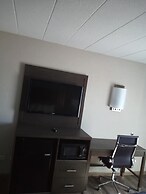 Motel 6 Burlington, NC