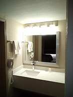 Motel 6 Burlington, NC