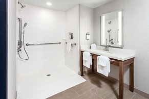 Candlewood Suites Columbus North by IHG