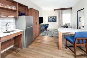 Candlewood Suites Columbus North by IHG