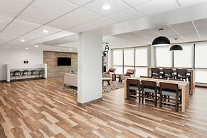 Candlewood Suites Columbus North by IHG