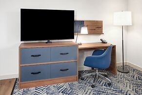 Candlewood Suites Columbus North by IHG